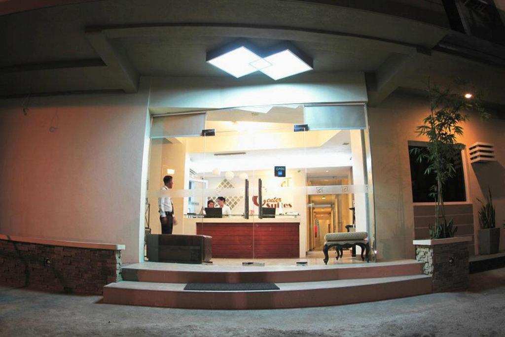 The Center Suites Cebú Exterior foto